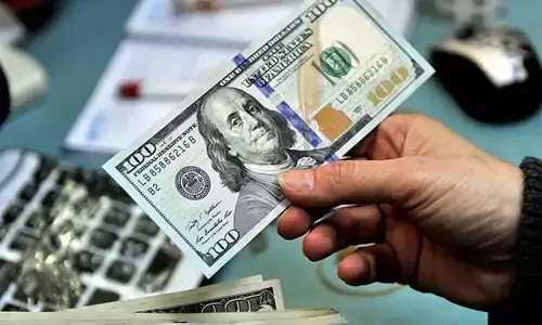 ڈالر کے مقابلے روپیہ مزید تگڑا