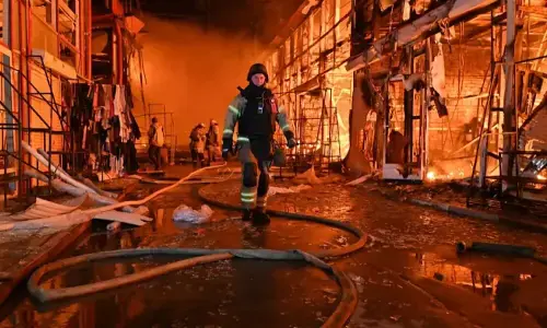 روس کا خارکیف پر حملہ، 30 ہزار صارفین کی بجلی منقطع