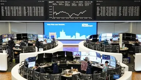 European stocks climb as LVMH boosts luxury sector