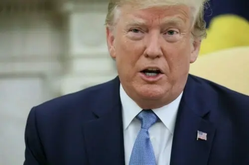 Trump authorizes CIA operations in Venezuela, raising pressure on Maduro