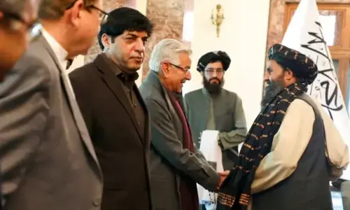 وزیر دفاع خواجہ آصف کی قیادت میں پاکستانی وفد آج دوحہ میں افغان طالبان سے مذاکرات کریگا