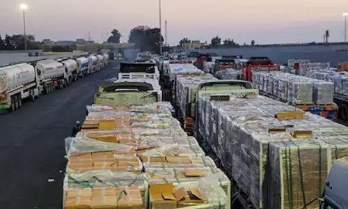 Border crossing to stay closed, Israel says, as US alleges Hamas ceasefire violation Border crossing to stay closed, Israel says, as US alleges Hamas ceasefire violation