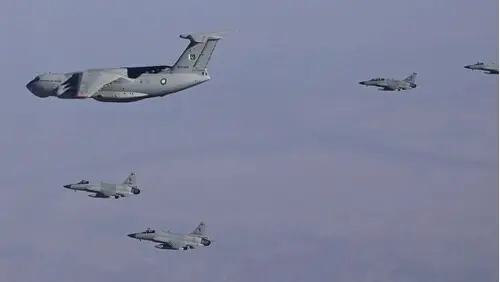 PAF&rsquo;s JF-17 Block-III jets land in Azerbaijan for bilateral aerial drills