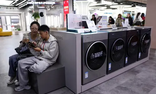 China&rsquo;s Q3 GDP growth slows to one-year low in test of long-term policy plans