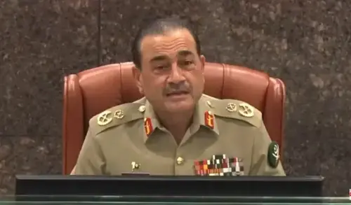 آرمی چیف کا پاکستان کی علاقائی سالمیت کی خلاف ورزی پر سخت ردعمل کے عزم کا اعادہ