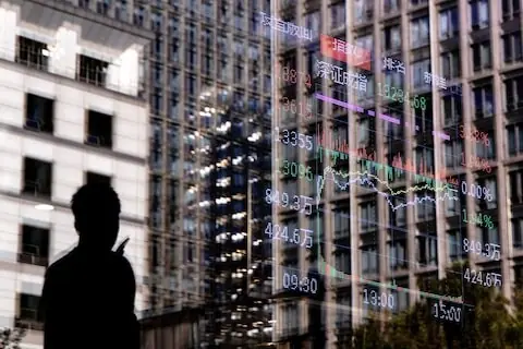 Asia shares gain on US-China trade hopes; oil eases