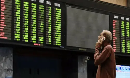Selling pressure drags PSX lower, KSE-100 loses nearly 1,300 points