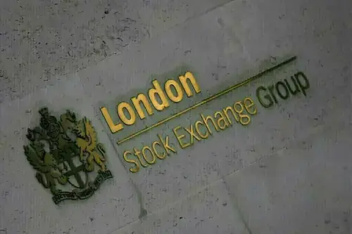 FTSE 100 closes at record high, boosted by financials