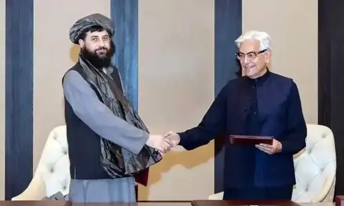 پاکستان اور افغانستان کے درمیان استنبول میں مذاکرات جاری