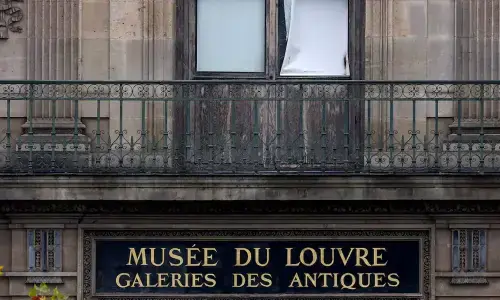 Two suspects arrested after Louvre jewel heist: sources