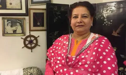 مقتول صحافی ارشد شریف کی والدہ انتقال کر گئیں