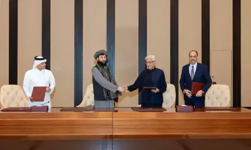 استنبول میں پاک افغان امن مذاکرات کا تیسرا دن بھی بے نتیجہ