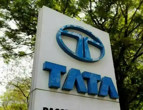 Housing, infra units of India&rsquo;s Tata Sons plan $330 million bond sales, say bankers