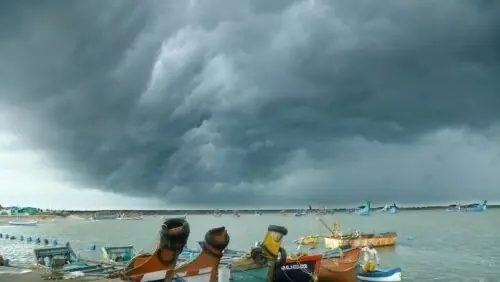 India evacuates tens of thousands as cyclone Montha gains strength
