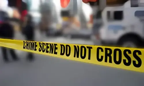 13 injured in grenade attack in Dera Murad Jamali; train targeted in Nasirabad