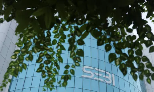India regulator bars Gretex from merchant banking for 21 days over IPO lapse