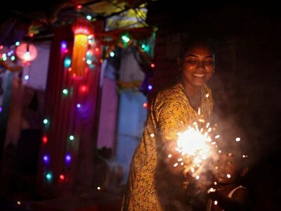 Sindh govt greets Hindu community on Diwali