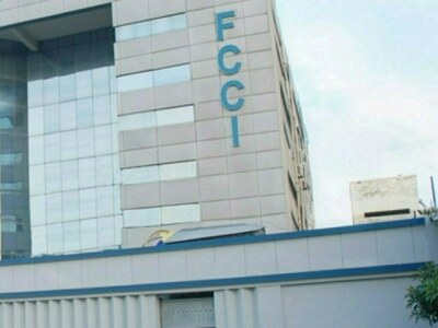 EOBI chief visits FCCI
