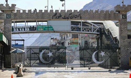 Afghan border crossings remain shut