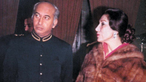 Zardari, Bilawal pay homage to Begum Bhutto