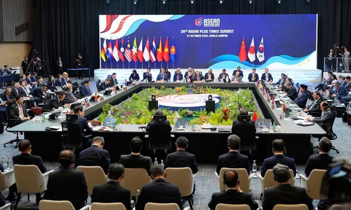 China fills US void at ASEAN Summit with push for trade multilateralism