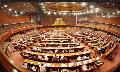 Govt likely to table 27th Amendment in Senate on November 7