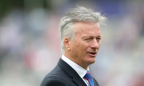 Australia selector Bailey defends age profile of Ashes squad after Waugh criticism Australia selector Bailey defends age profile of Ashes squad after Waugh criticism