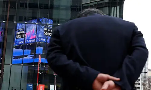 Stocks tumble as stretched valuation fears grip markets