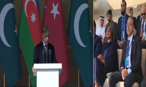 کوئی بھی ہماری خودمختاری کو چیلنج نہیں کر سکتا، وزیراعظم کا آذربائیجان میں یوم فتح پریڈ سے خطاب