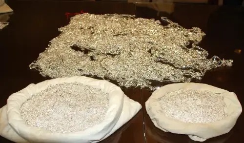 Pakistan Customs seizes silver worth Rs67m in Karachi mail bust