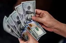 ڈالر کی نسبت روپیہ مزید تگڑا