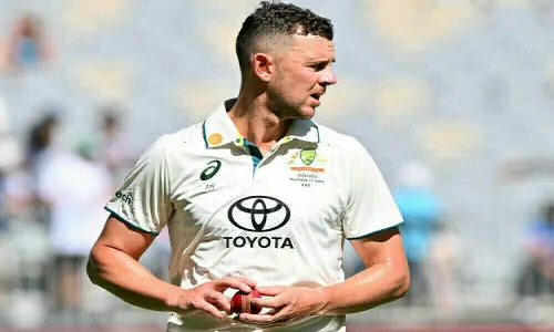 Hazlewood given okay for Ashes opener after hamstring scare Hazlewood given okay for Ashes opener after hamstring scare