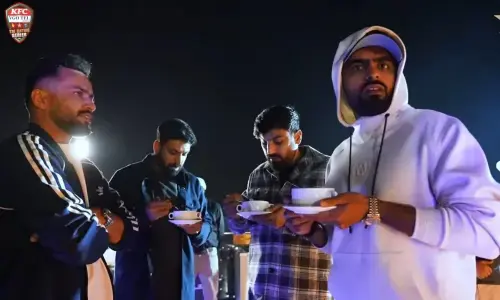 شاہین آفریدی کا ساتھیوں ، سری لنکن اور زمبابوے کے کھلاڑیوں کے اعزاز میں عشائیہ