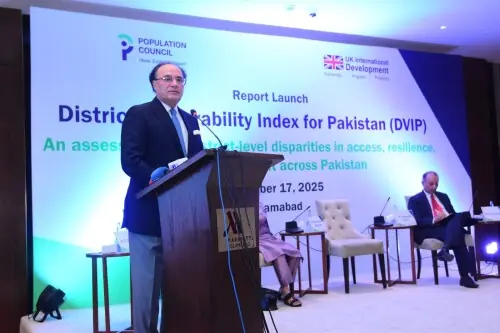 Pakistan&rsquo;s economic future tied to population and climate action: Aurangzeb