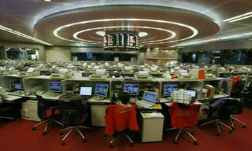 China, HK stocks end lower as investors turn cautious on geopolitical risks