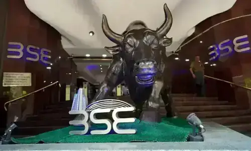 Financials lead Indian stocks higher on earnings optimism; mid-caps hit record high