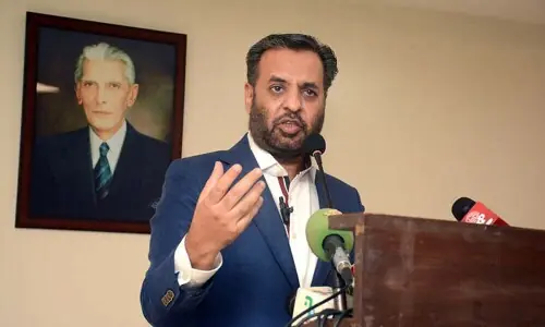 Kamal calls for overhauling healthcare system