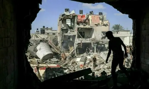 New Israeli strikes on Gaza, civil defence says three dead