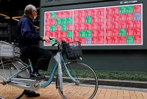 Asia stocks rise as weak US data boosts Fed rate-cut bets