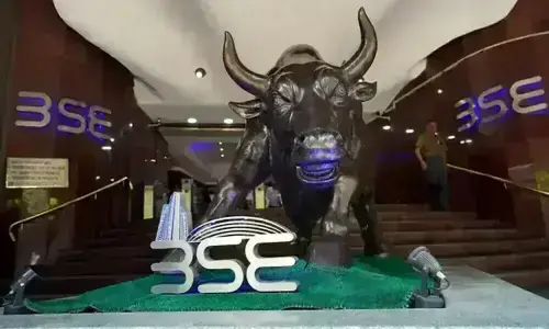 India&rsquo;s stock benchmarks ascend towards new peaks on Fed, RBI rate cut optimism