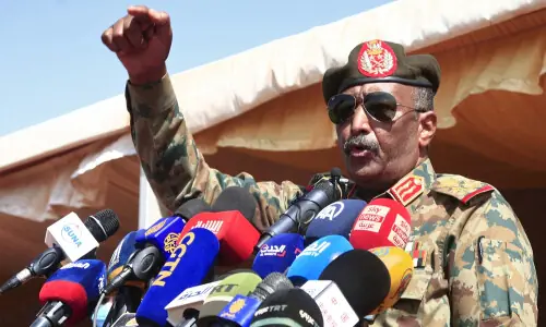Sudan army chief calls on Trump to end country&rsquo;s war