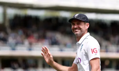 Anderson expects England to pick same side for second Ashes Test