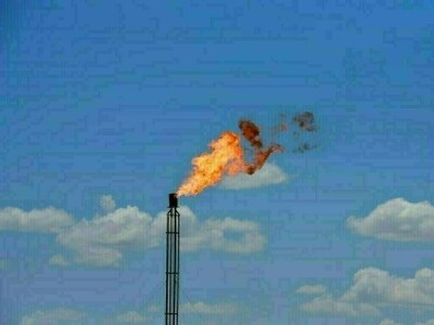 US natural gas futures dip