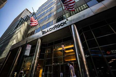 MSC, BlackRock bid for Hutchison&rsquo;s Barcelona terminal faces EU probe