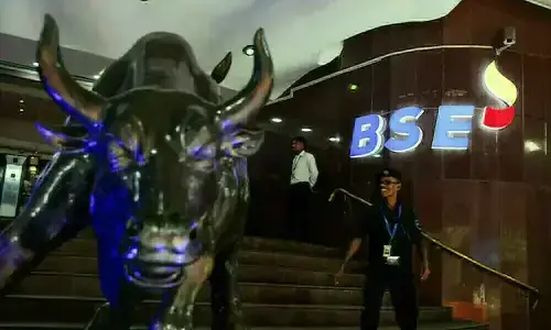 India stock benchmarks fall for 3rd straight session, financials drag India stock benchmarks fall for 3rd straight session, financials drag