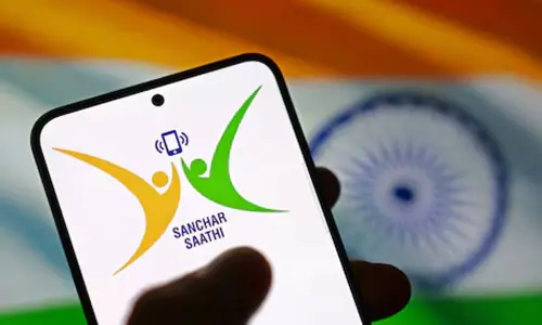 India&rsquo;s Congress seeks parliament debate on state-run app for smartphones
