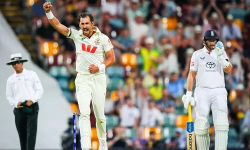 ‘Wasim Akram still better’ says Starc after left-arm wicket landmark