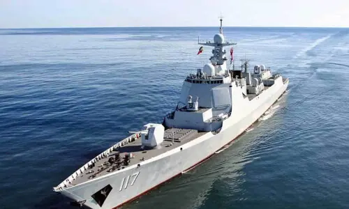 Iran Guards warn US vessels during drill in Gulf