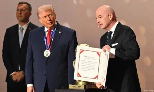 Trump all smiles as he wins FIFA&rsquo;s new peace prize