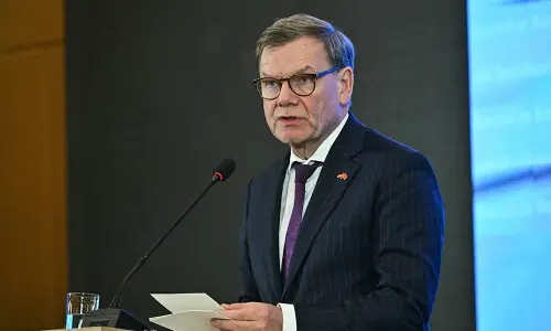 German FM urges China to press Russia over Ukraine war